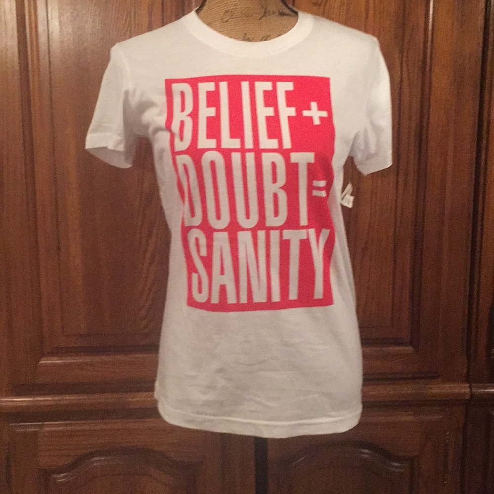 NWT Hirshhorn Smithsonian Exhibit Sanity Tee